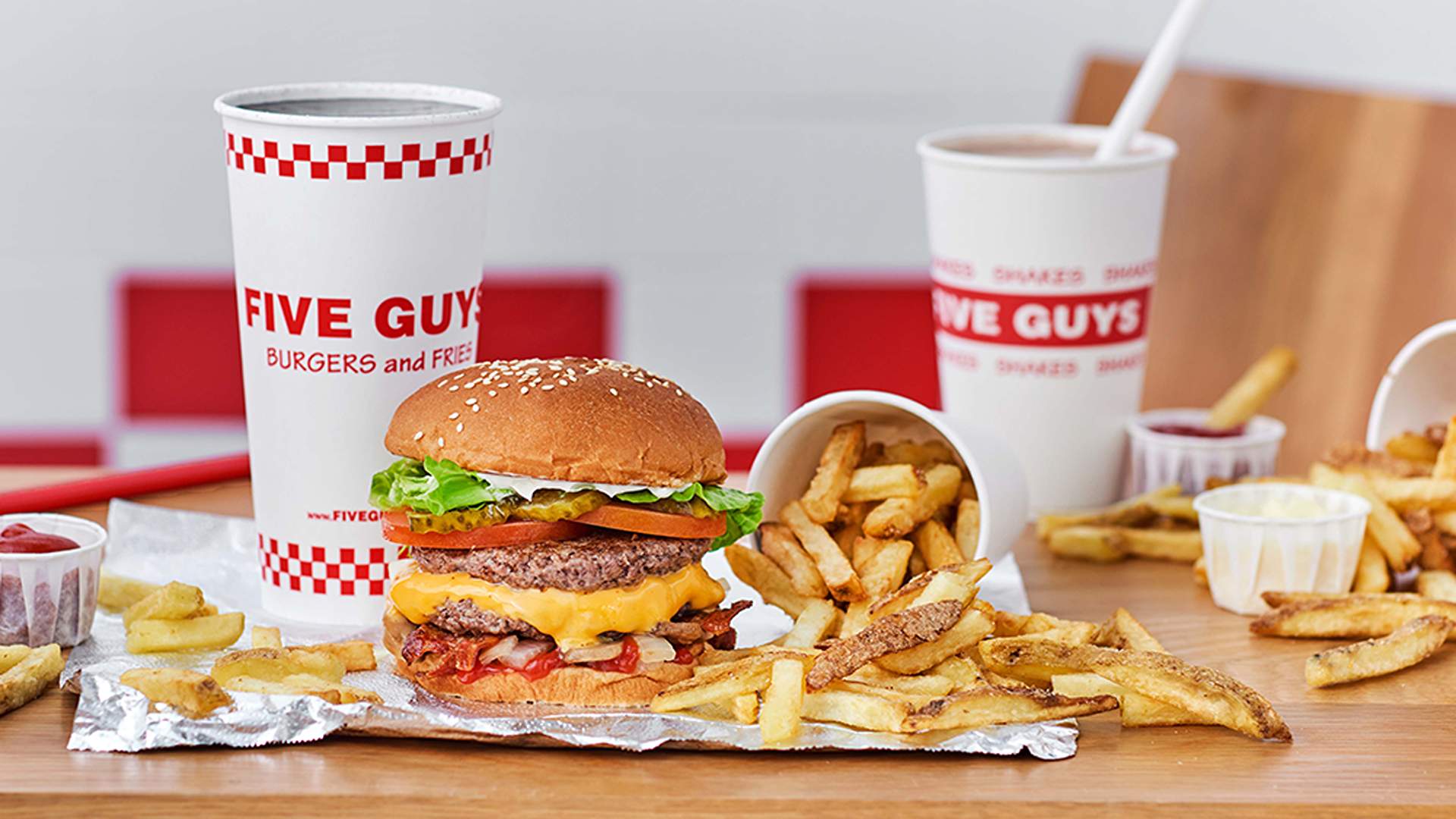 Five Guys TOTUM Student Discount Extra Scoop In The Bag With Fries Five Guys TOTUM Student Discount Extra Scoop In The Bag With Fries